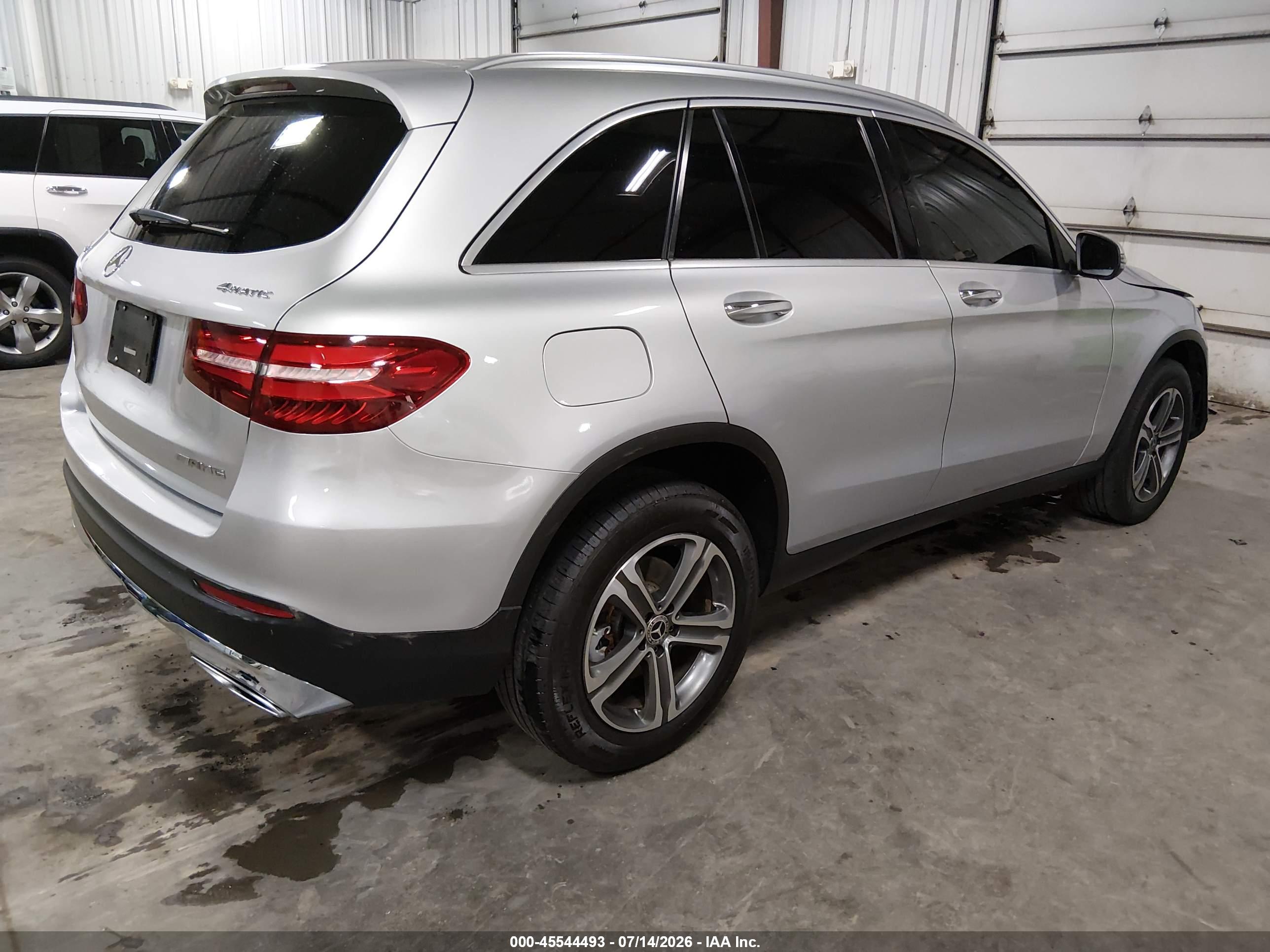 2019 MERCEDES-BENZ GLC 300 4MATIC