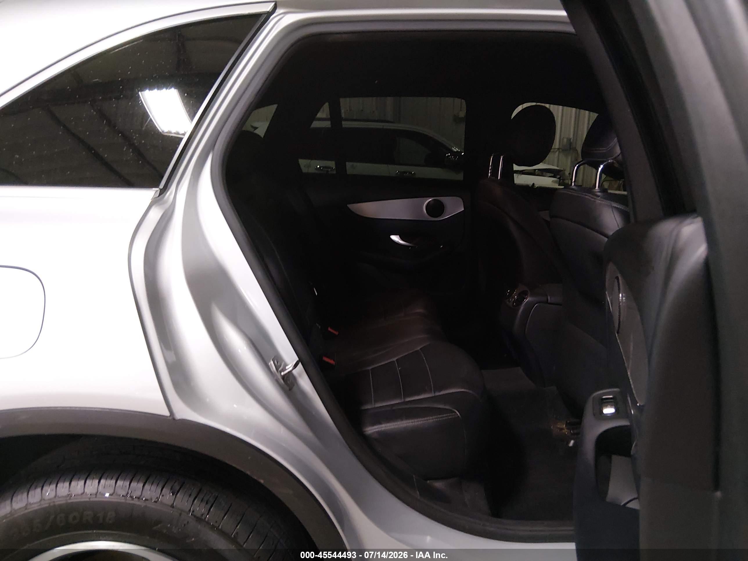 2019 MERCEDES-BENZ GLC 300 4MATIC
