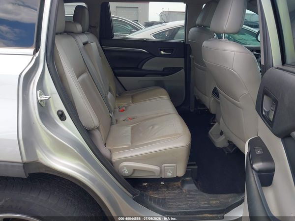 2019 TOYOTA HIGHLANDER LIMITED