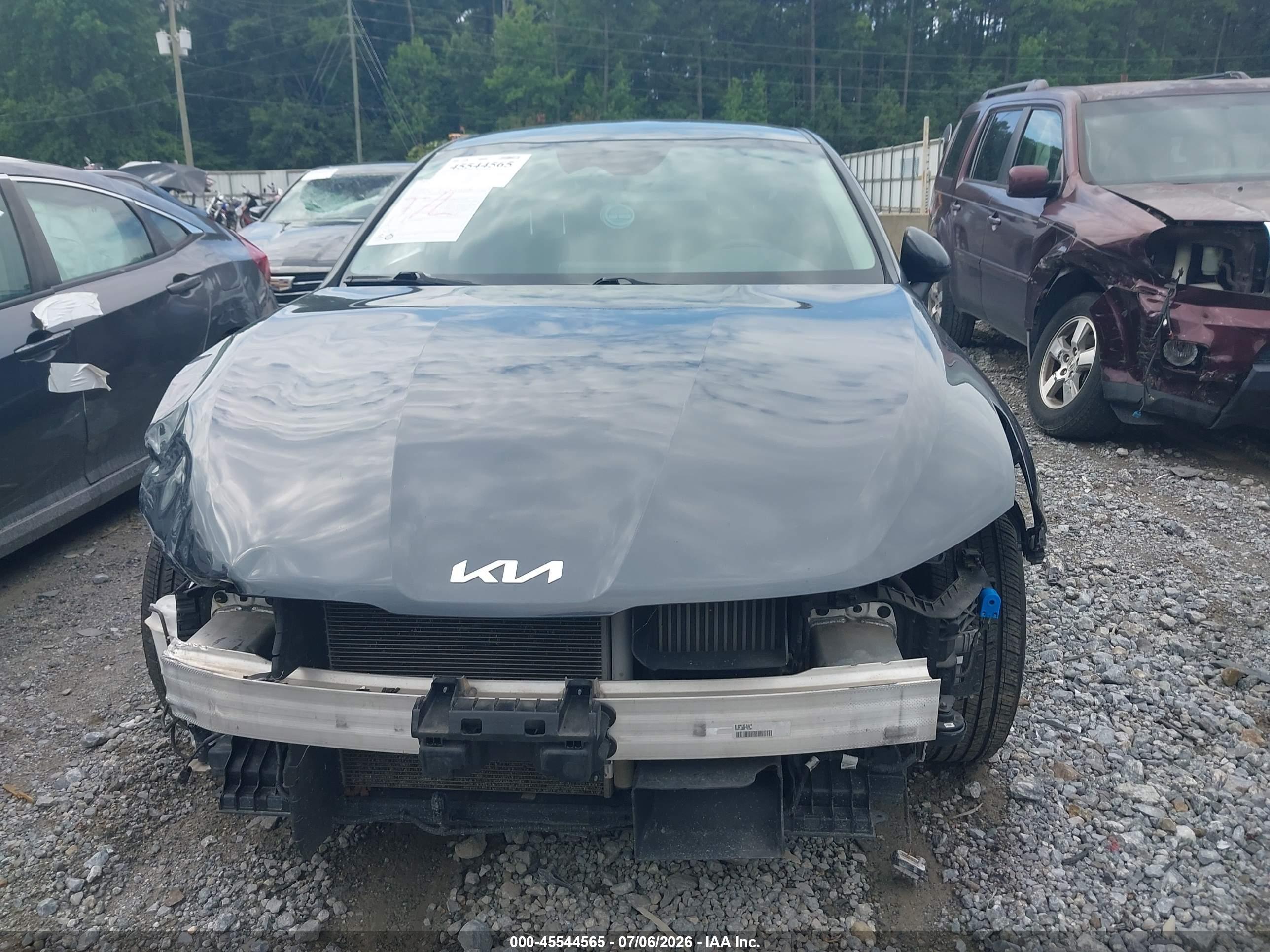 2022 KIA K5 LXS