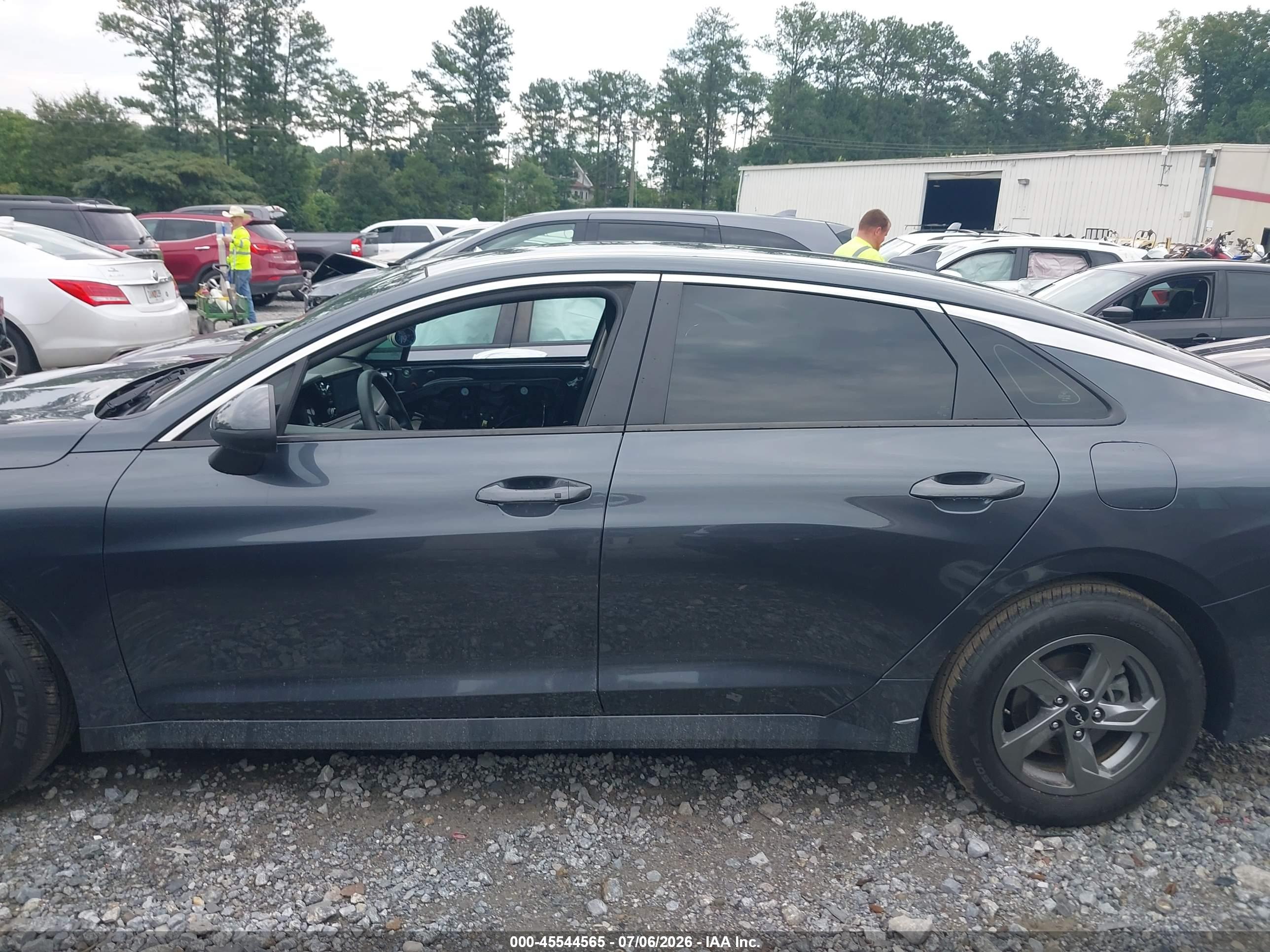 2022 KIA K5 LXS