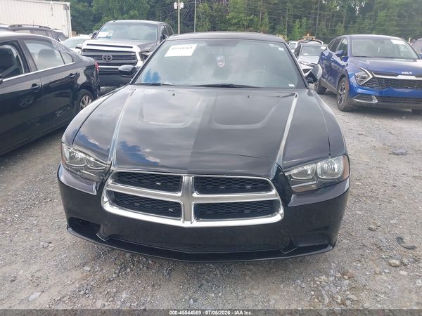 2012 DODGE CHARGER SE