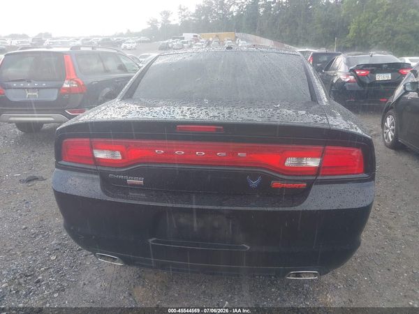 2012 DODGE CHARGER SE