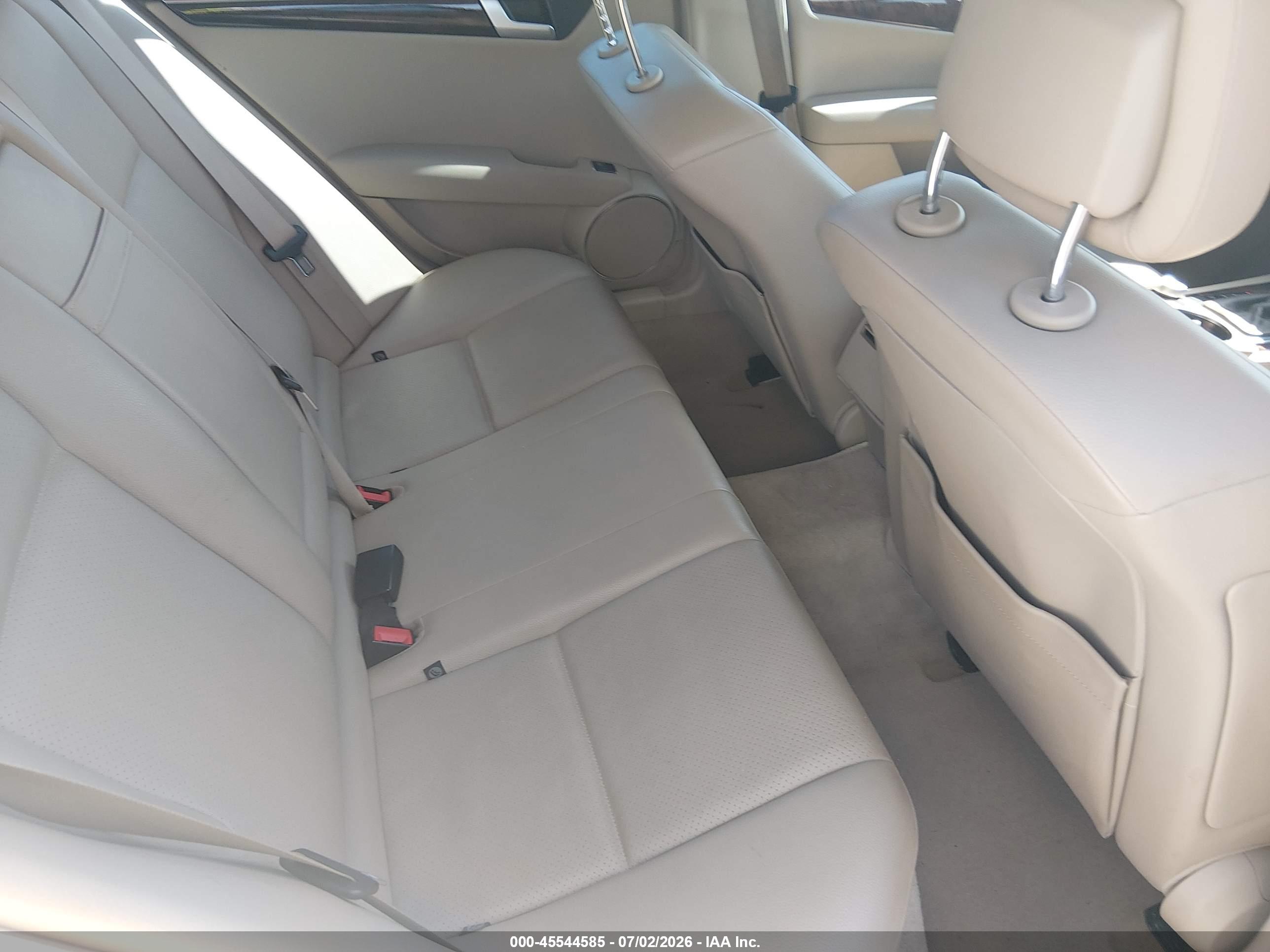 2013 MERCEDES-BENZ C 300 SPORT 4MATIC