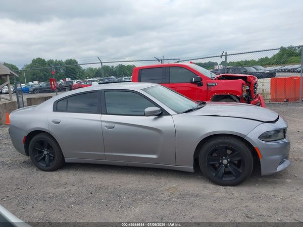 2016 DODGE CHARGER SXT