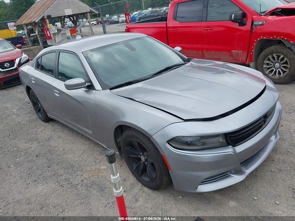 2016 DODGE CHARGER SXT