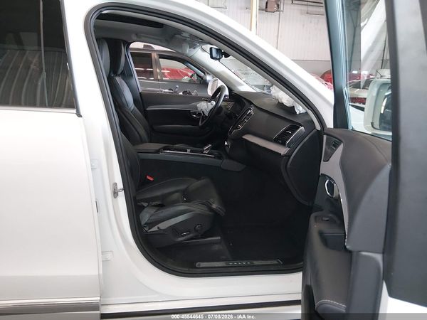 2025 VOLVO XC90 B6 ULTRA