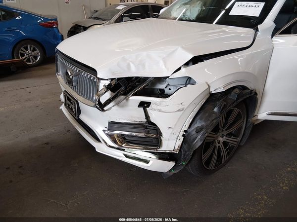 2025 VOLVO XC90 B6 ULTRA