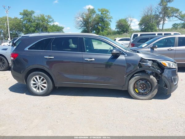 2017 KIA SORENTO 2.4L LX