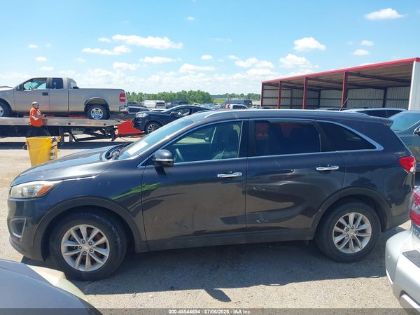 2017 KIA SORENTO 2.4L LX