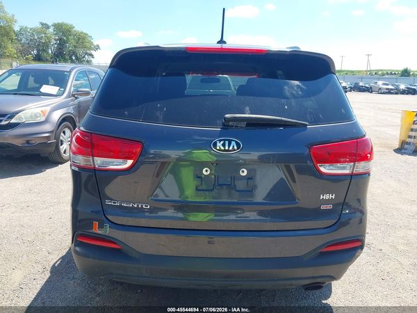 2017 KIA SORENTO 2.4L LX