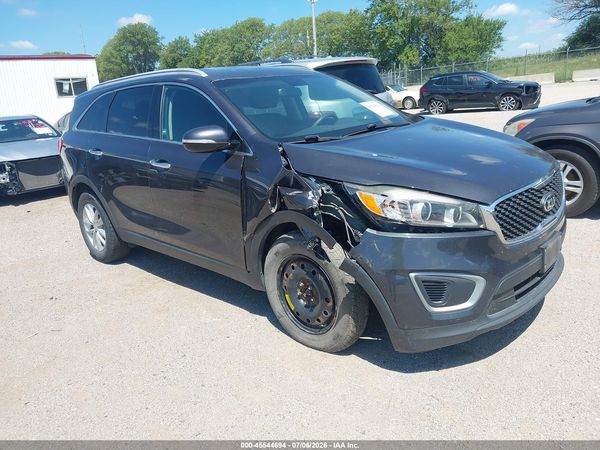 2017 KIA SORENTO 2.4L LX