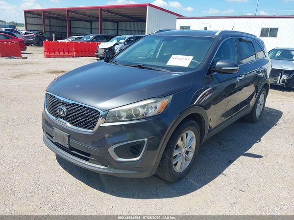 2017 KIA SORENTO 2.4L LX