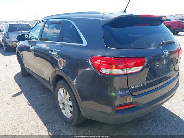 2017 KIA SORENTO 2.4L LX