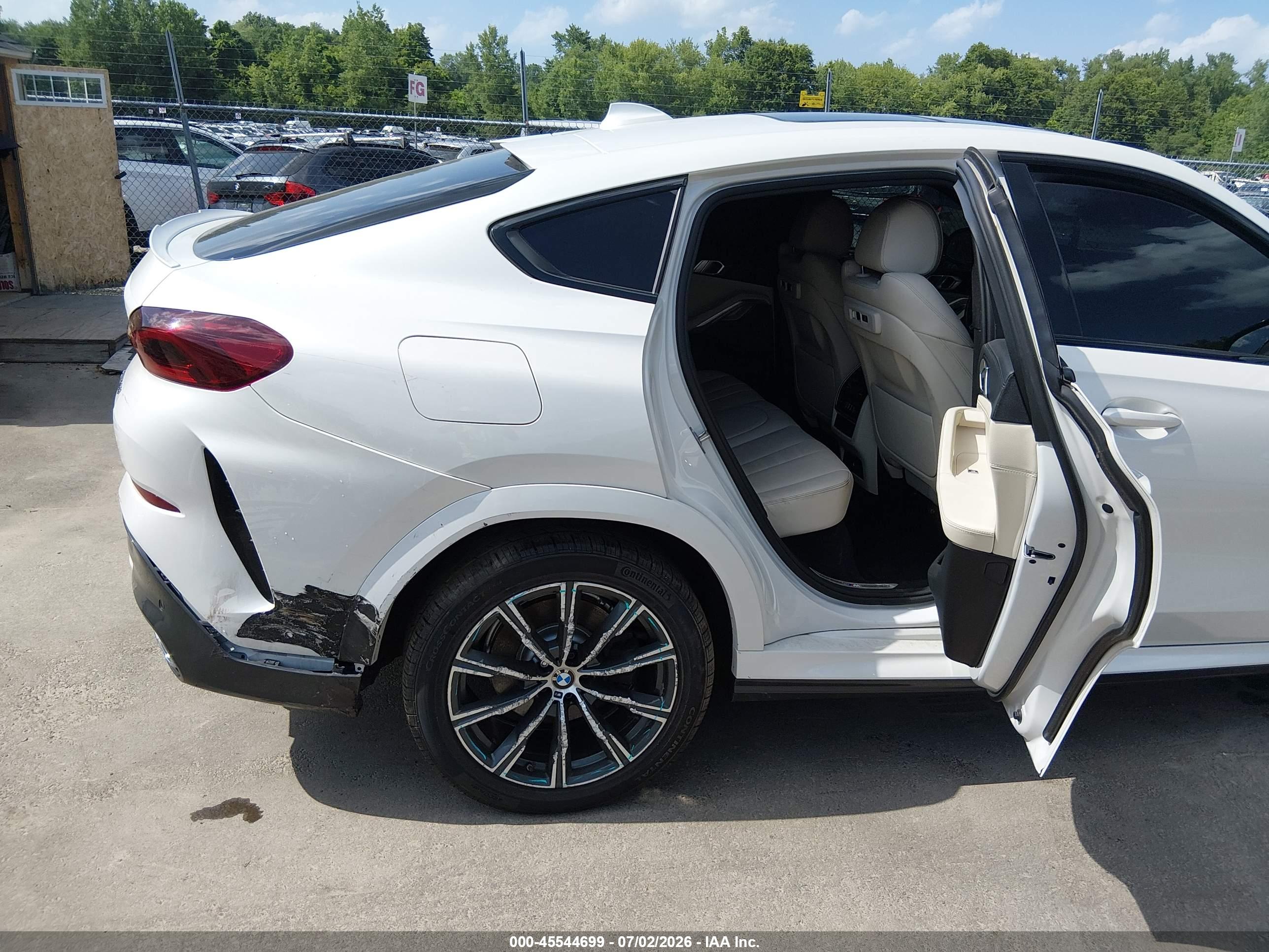 2021 BMW X6 XDRIVE40I