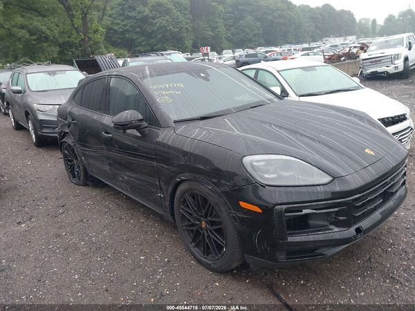 2024 PORSCHE CAYENNE COUPE