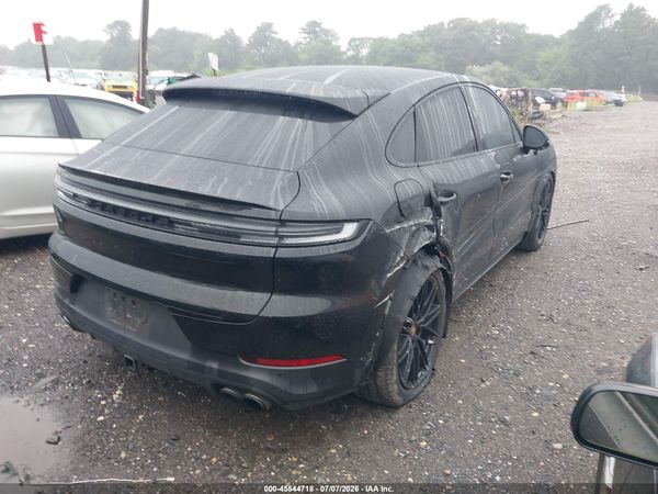 2024 PORSCHE CAYENNE COUPE
