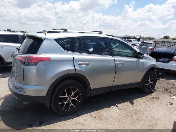 2018 TOYOTA RAV4 SE