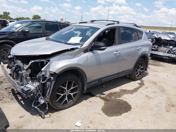 2018 TOYOTA RAV4 SE
