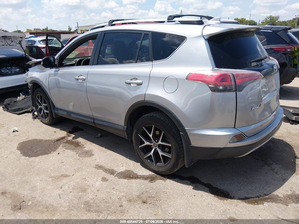 2018 TOYOTA RAV4 SE