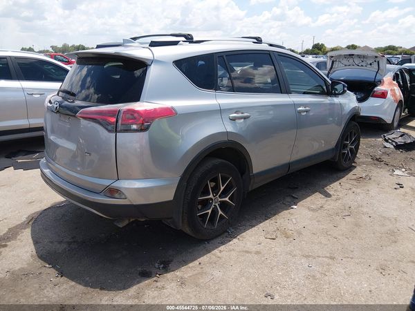 2018 TOYOTA RAV4 SE