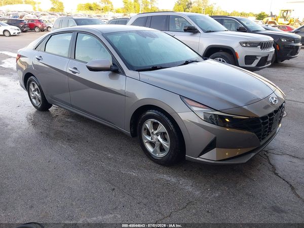 2023 HYUNDAI ELANTRA SE