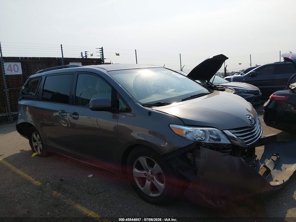 2014 TOYOTA SIENNA LE V6 8 PASSENGER