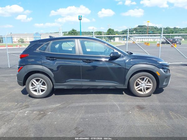 2023 HYUNDAI KONA SE