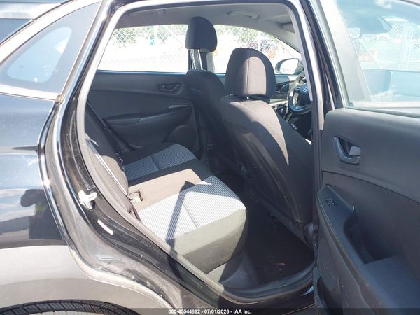 2023 HYUNDAI KONA SE