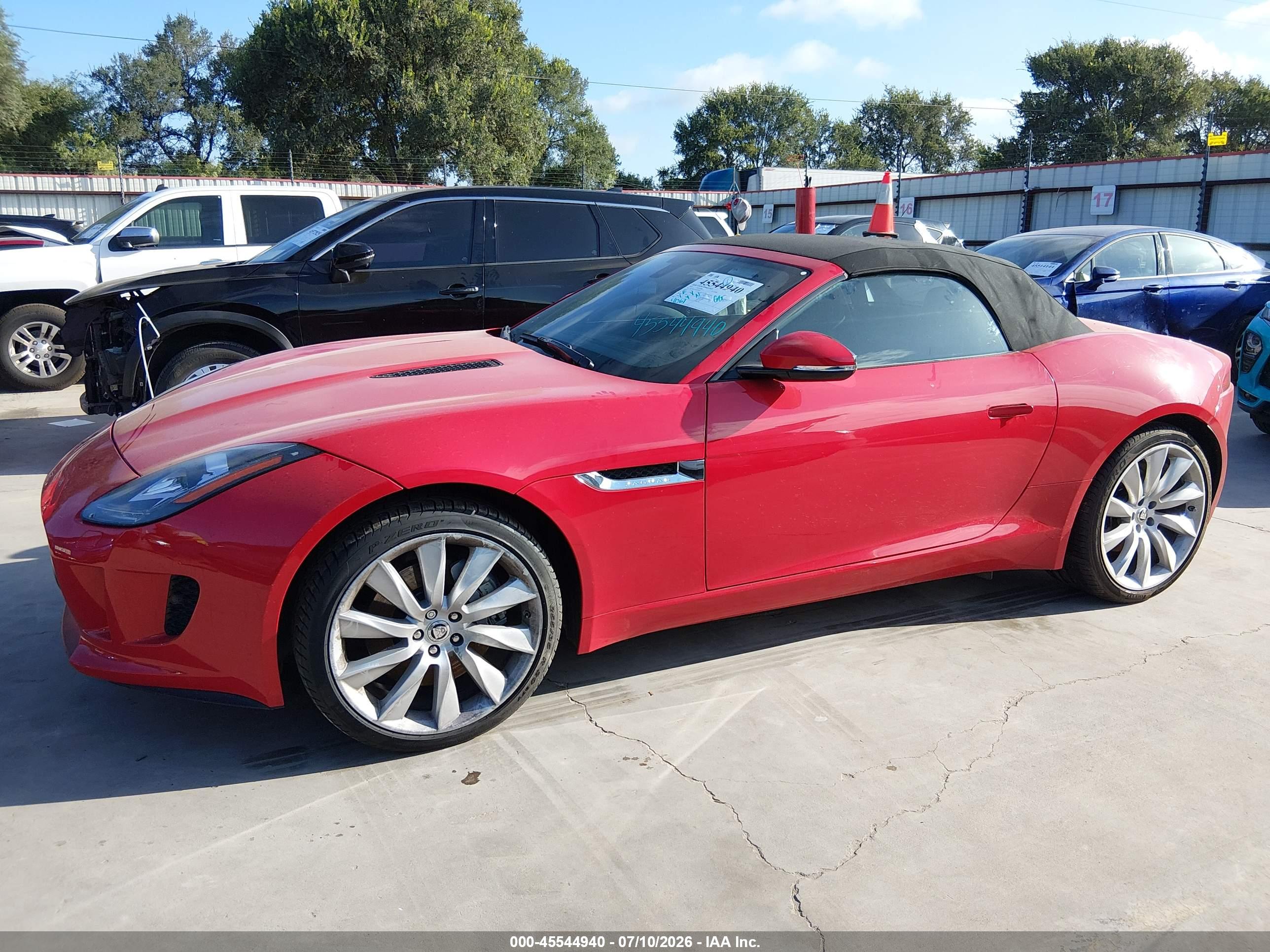 2014 JAGUAR F-TYPE