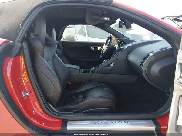 2014 JAGUAR F-TYPE