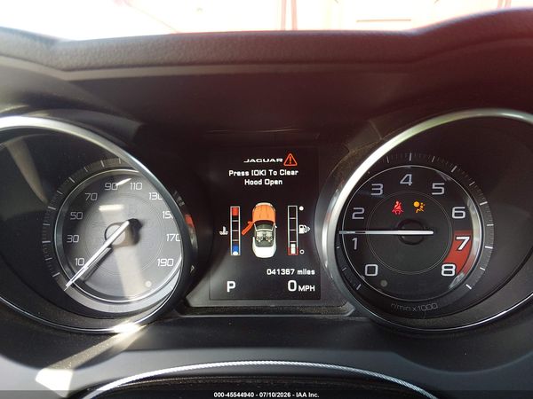 2014 JAGUAR F-TYPE