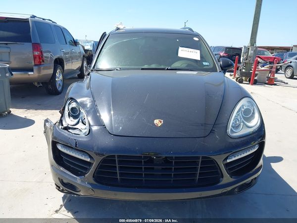 2014 PORSCHE CAYENNE TURBO