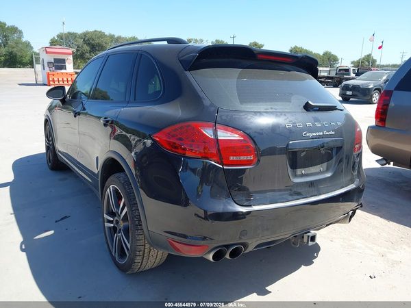 2014 PORSCHE CAYENNE TURBO