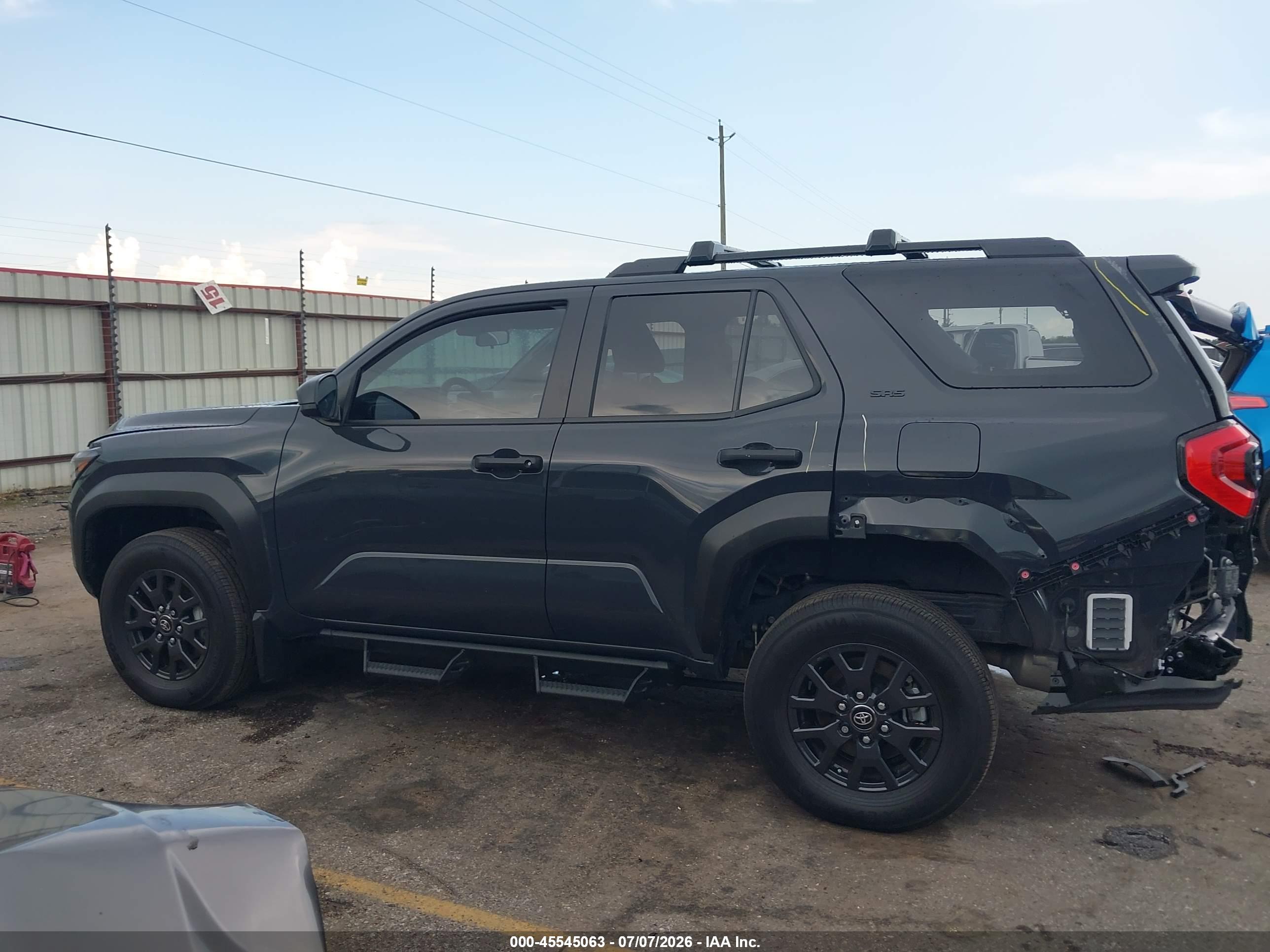 2026 TOYOTA 4RUNNER SR5