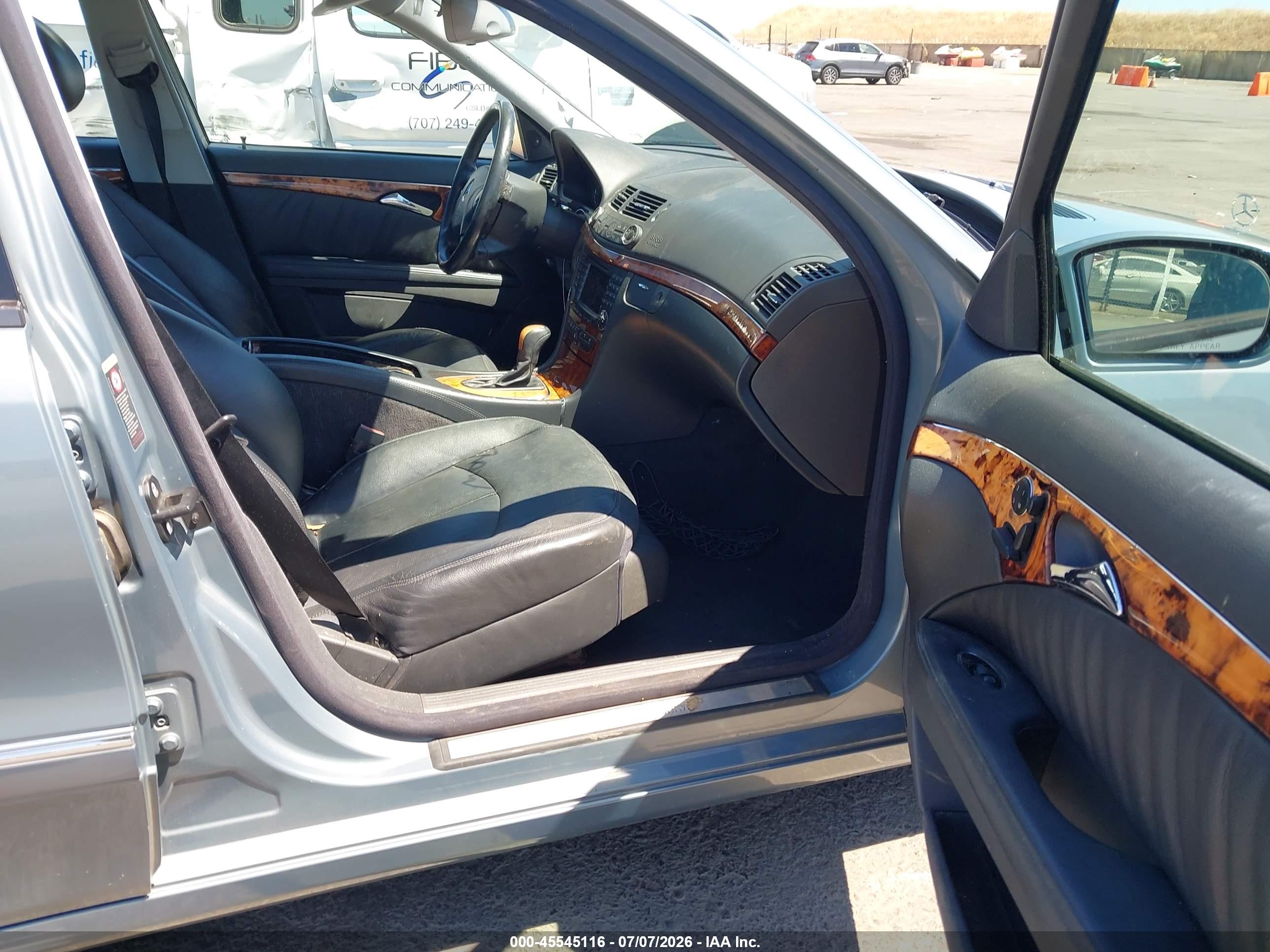 2005 MERCEDES-BENZ E 320 E320