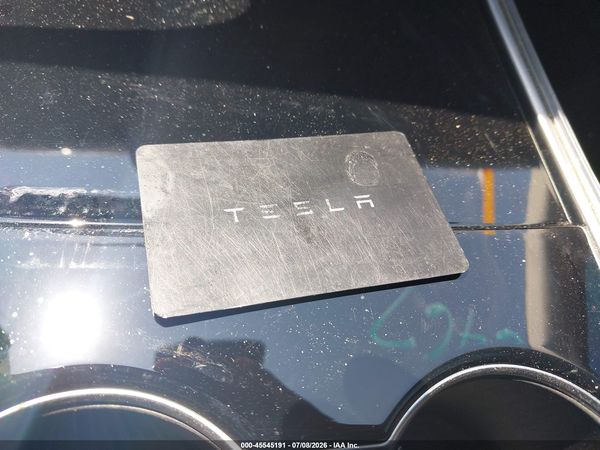 2020 TESLA MODEL Y