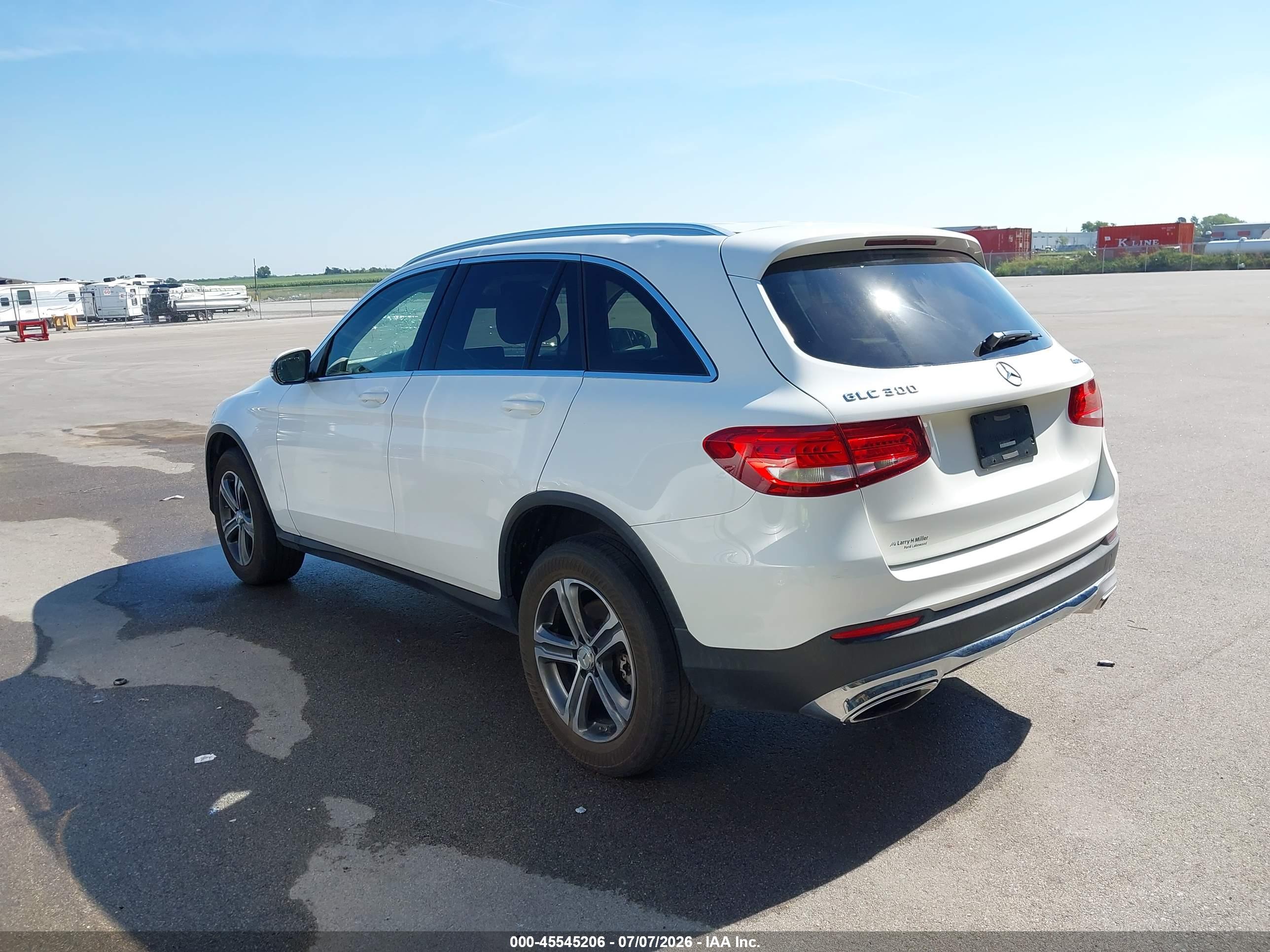 2016 MERCEDES-BENZ GLC 300 4MATIC