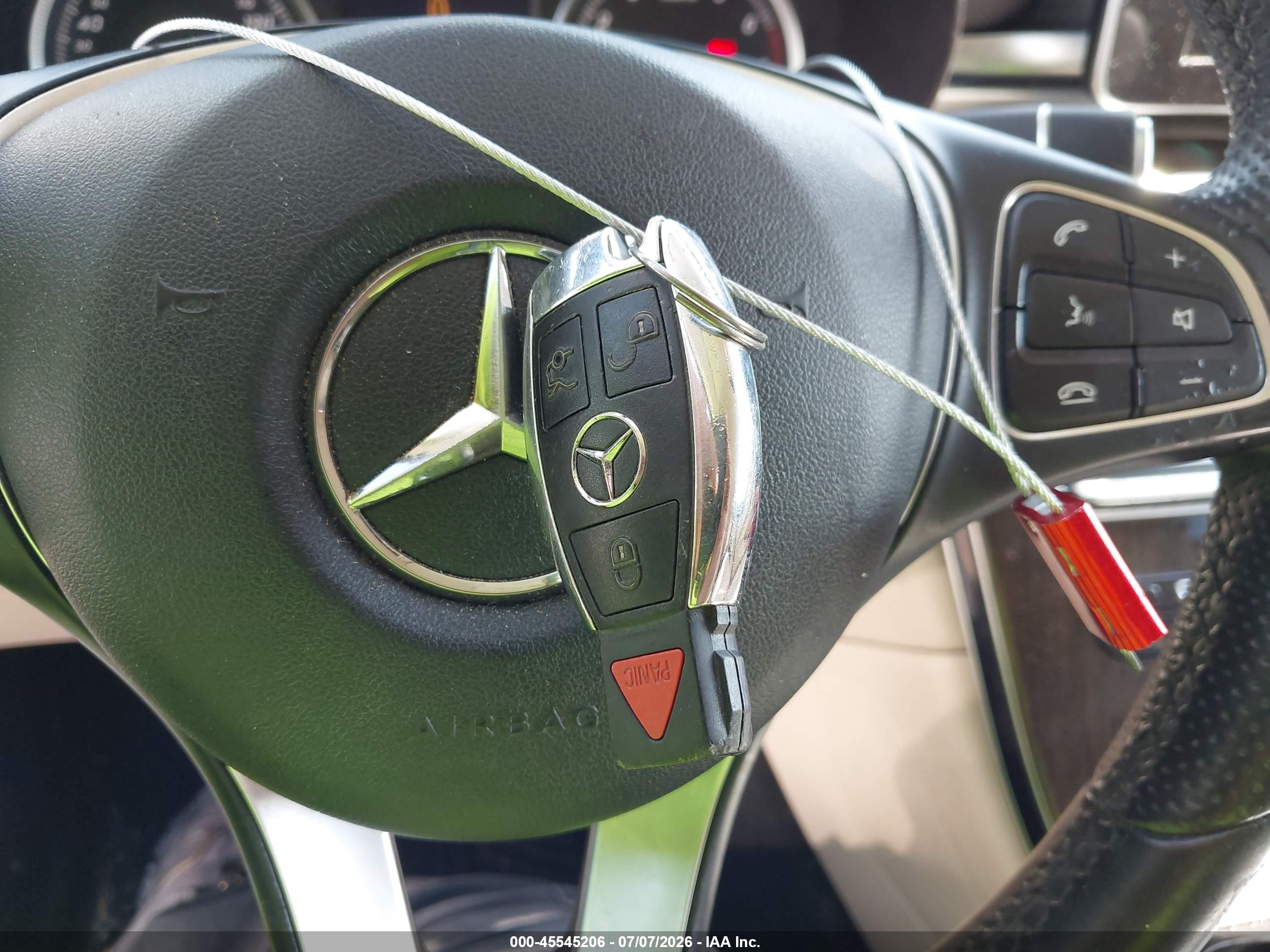 2016 MERCEDES-BENZ GLC 300 4MATIC