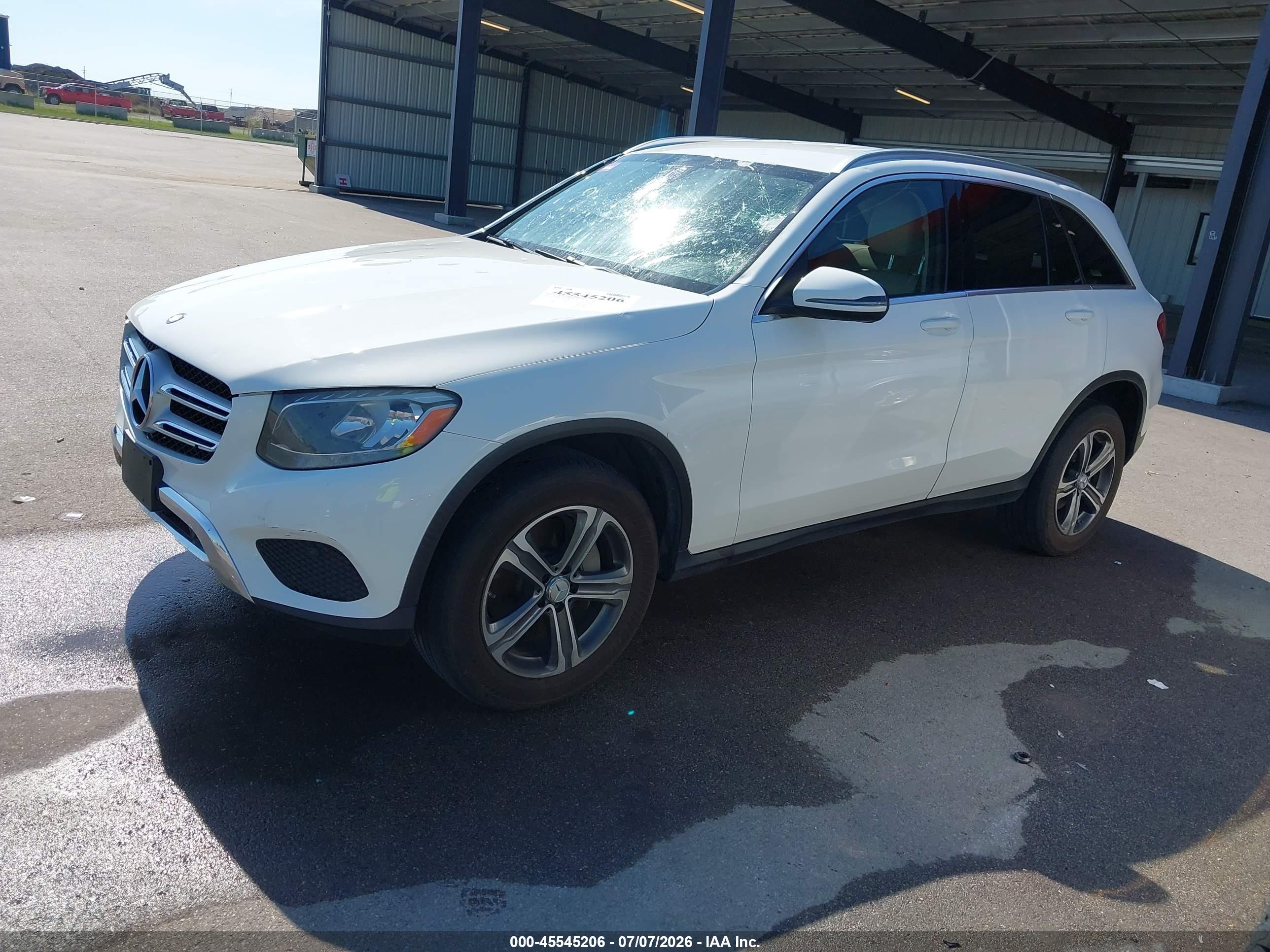 2016 MERCEDES-BENZ GLC 300 4MATIC