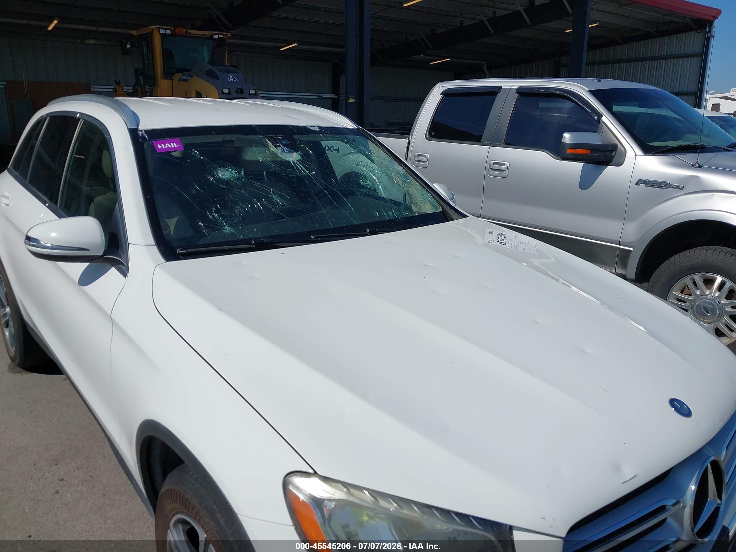 2016 MERCEDES-BENZ GLC 300 4MATIC