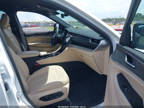 2025 JEEP GRAND CHEROKEE L LIMITED 4X2