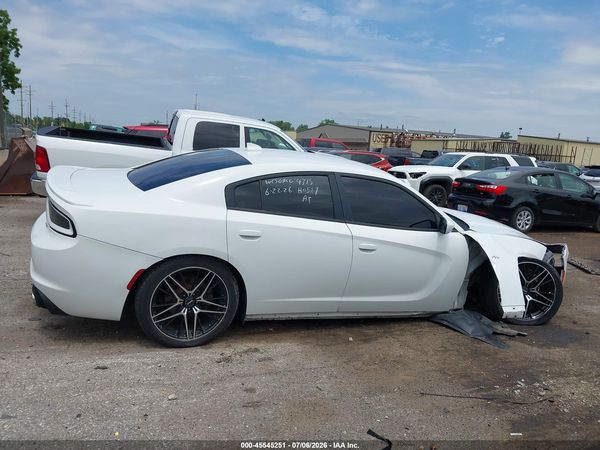 2015 DODGE CHARGER R/T