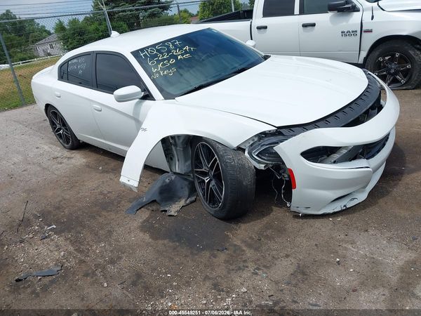 2015 DODGE CHARGER R/T