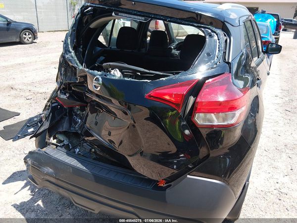 2018 NISSAN KICKS S