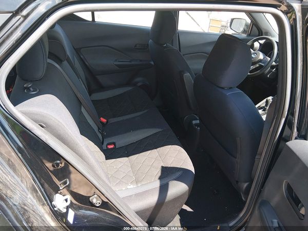 2018 NISSAN KICKS S