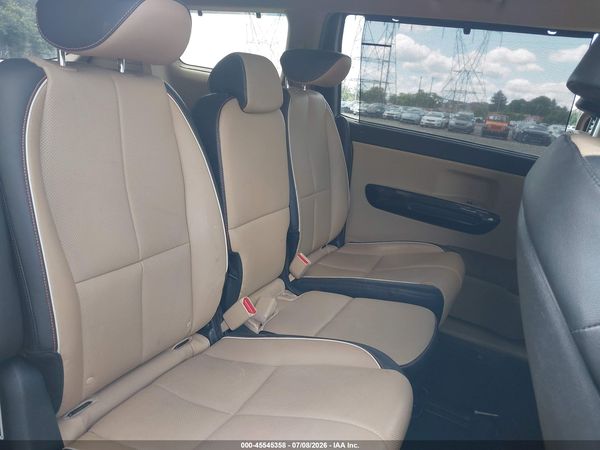 2017 KIA SEDONA EX