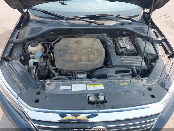 2021 VOLKSWAGEN PASSAT 2.0T SE — I10