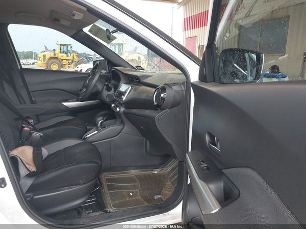 2018 NISSAN KICKS SV
