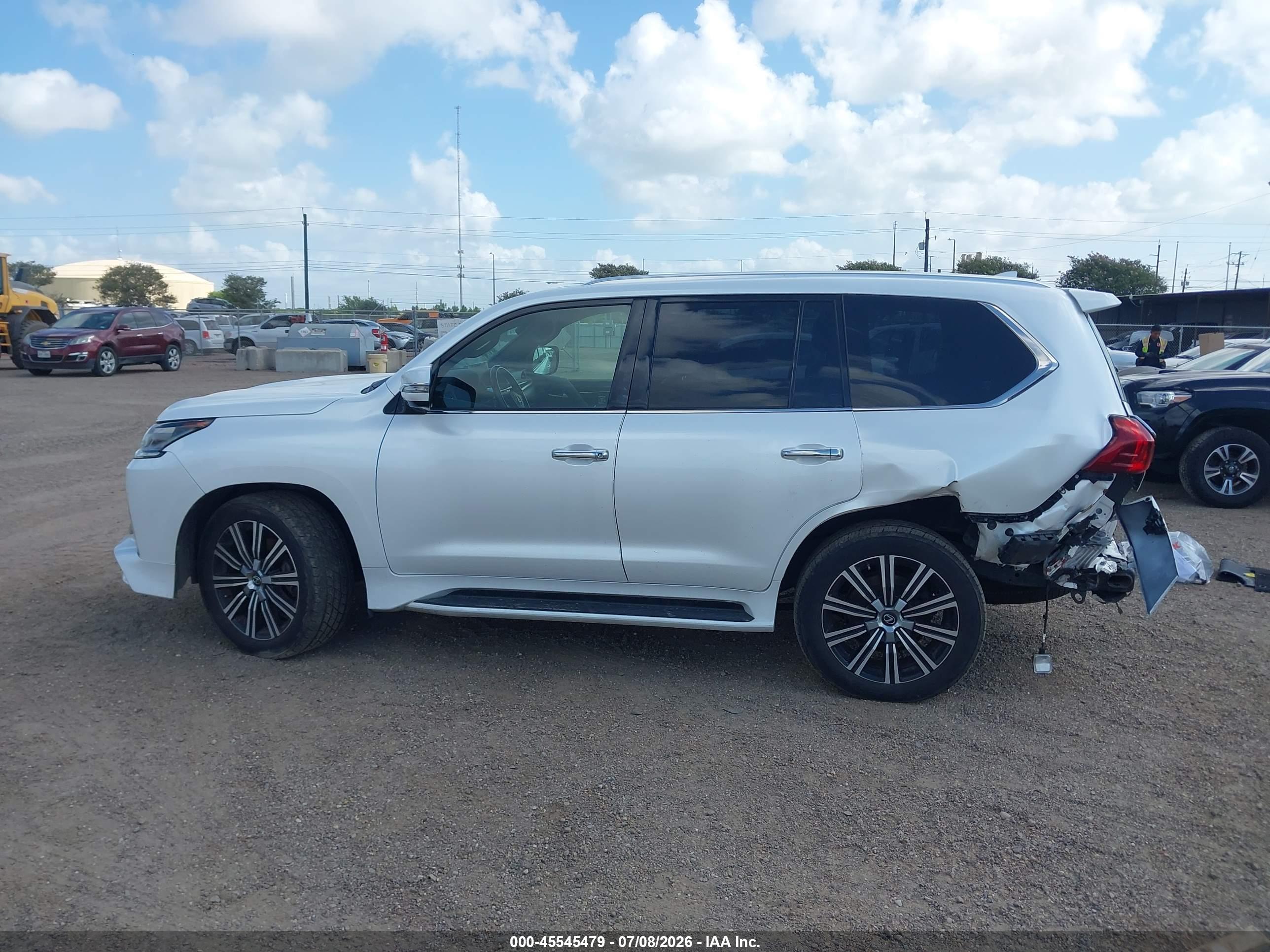 2020 LEXUS LX 570 THREE-ROW